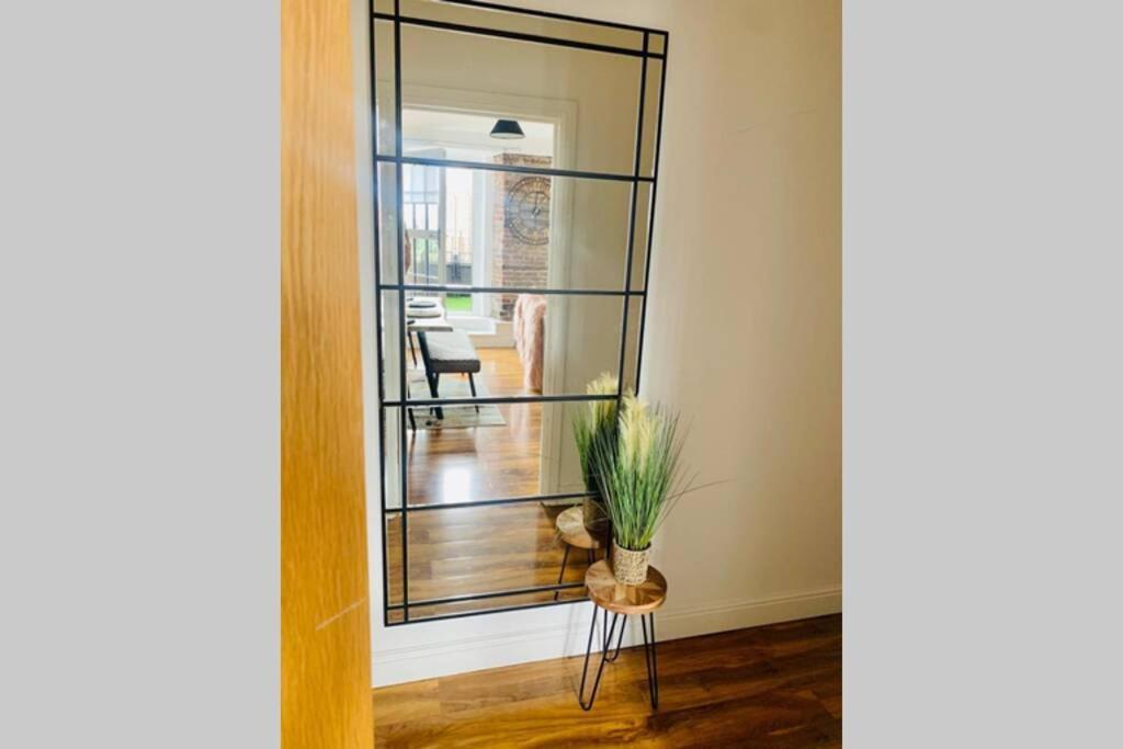 Luxury, Centrally Located 2 Bed Modern Apartment Great Yarmouth Extérieur photo