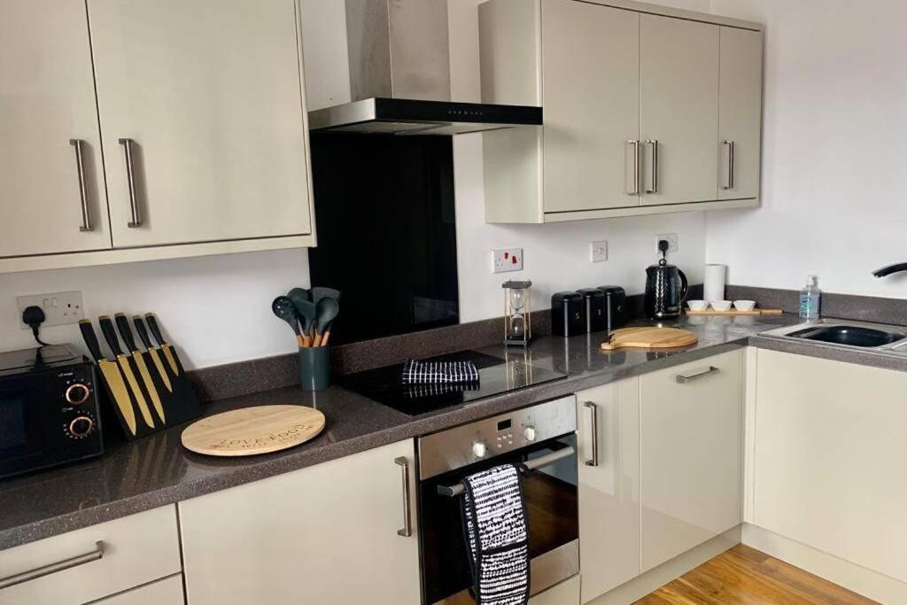 Luxury, Centrally Located 2 Bed Modern Apartment Great Yarmouth Extérieur photo
